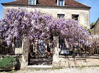 Hôtel Les Glycines - VEZELAY