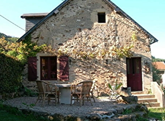 A la Frontière du Paradis - LAROCHEMILLAY