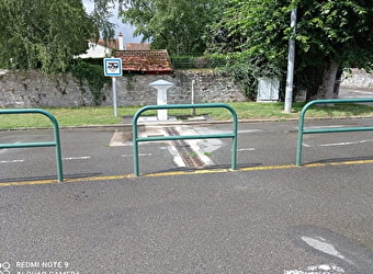 Aire de camping-car - ETANG-SUR-ARROUX