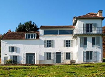 Maison Christian et Yvonne Zervos - VEZELAY