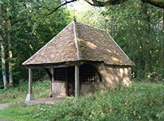 Chapelle Notre Dame de Grâce - BARD-LE-REGULIER