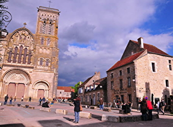 Hôtel Sy La Terrasse - VEZELAY