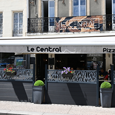 Le Central