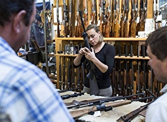 Visite de la coutellerie - Armurerie James - AUTUN