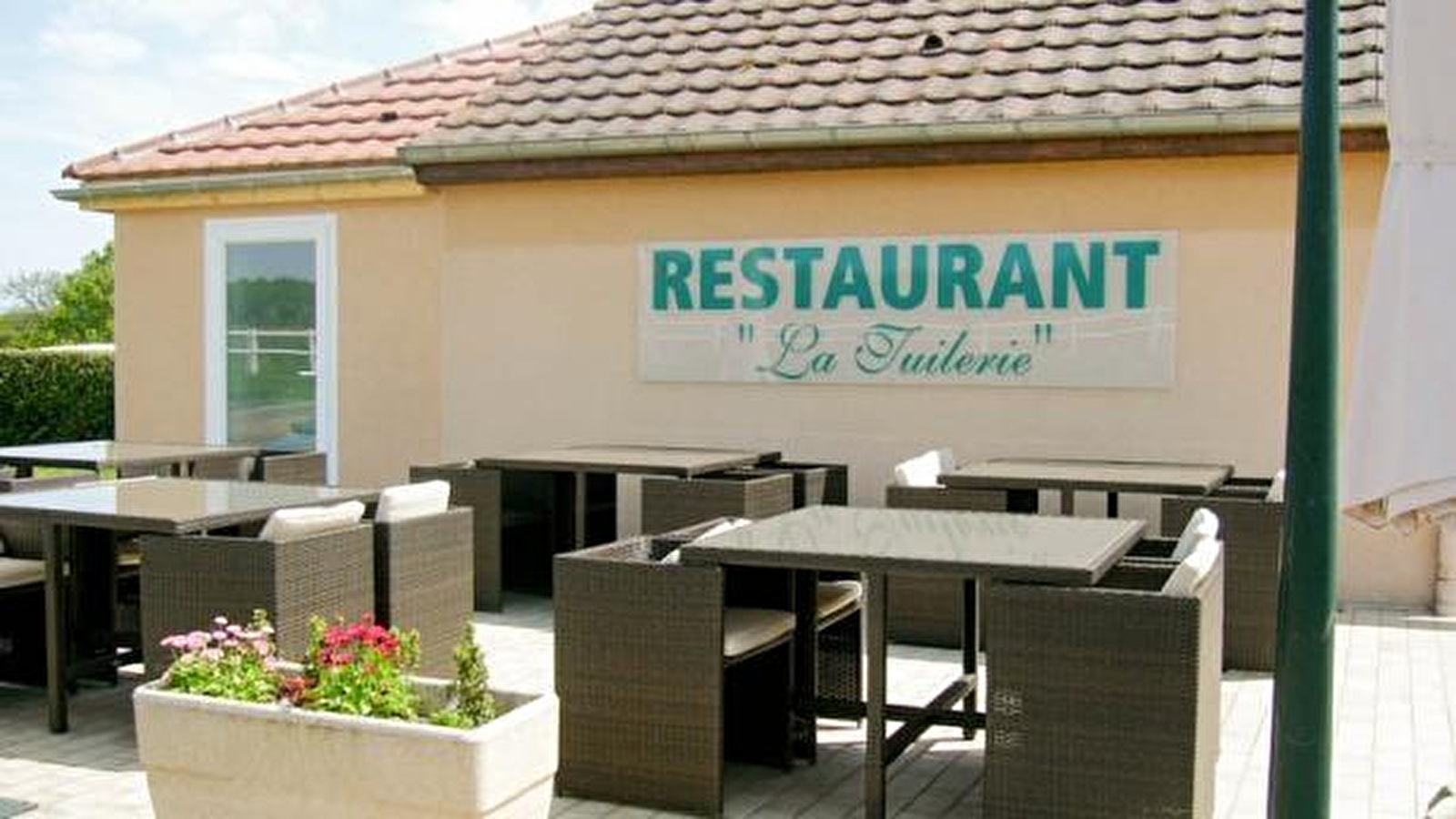 Ibis Avallon - Restaurant la Tuilerie