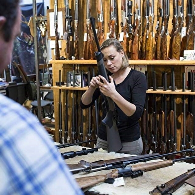 Visite de la coutellerie - Armurerie James