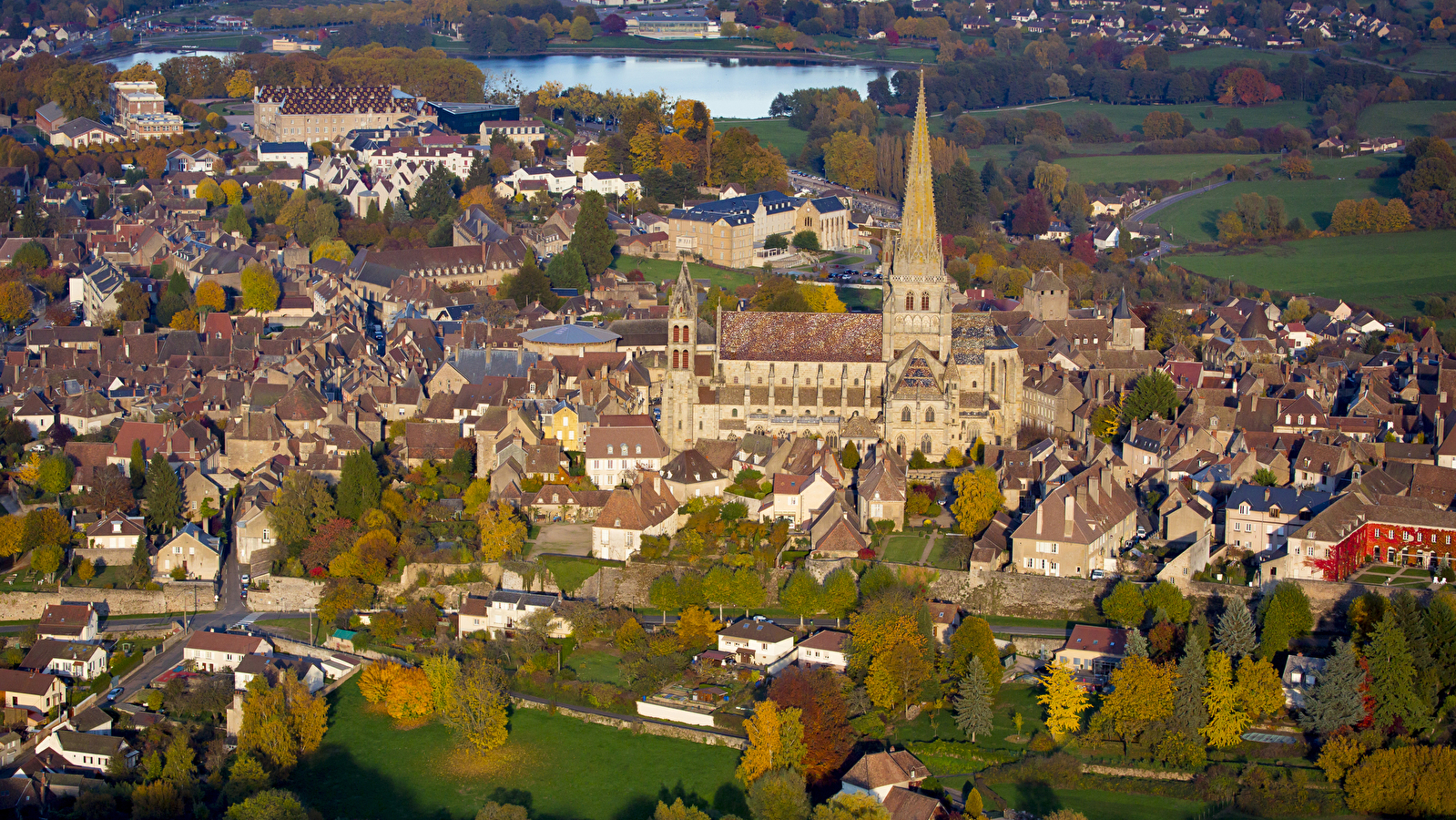 Cathédrale Saint-Lazare