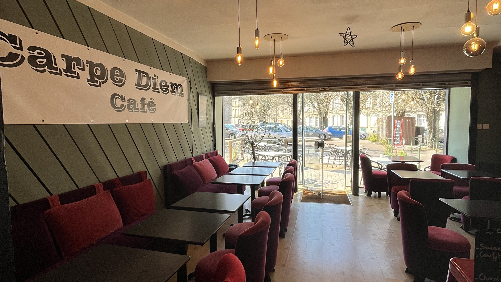 Carpe Diem Café