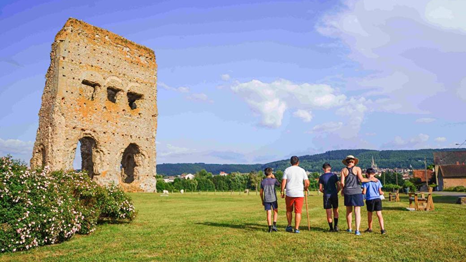 La balade archéologique et nature du temple de Janus aux berges de l'Arroux