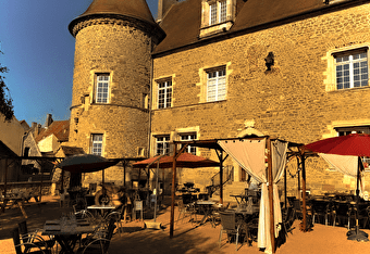 Le Château d'Arnay - ARNAY-LE-DUC