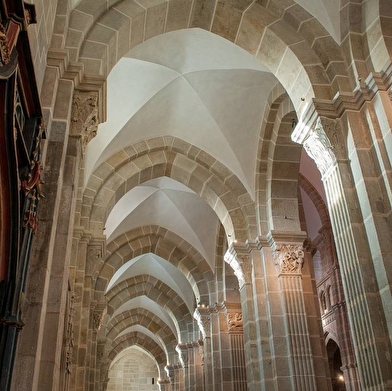 Visite guidée de la cathédrale Saint-Lazare et de son trésor