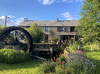 Le Moulin de Razou - BRASSY