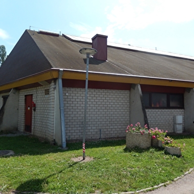 Salle communale de la mairie de Moulins-Engilbert  