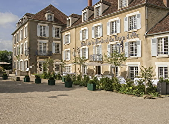 Hôtel-Restaurant de la Poste et du Lion d'Or - VEZELAY