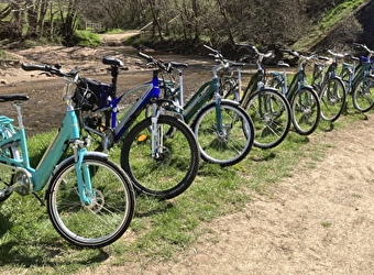 Au Cyclo DéChaîné - Location & vente de vélos électriques et itinéraires dans le Sud-Morvan - SEMELAY