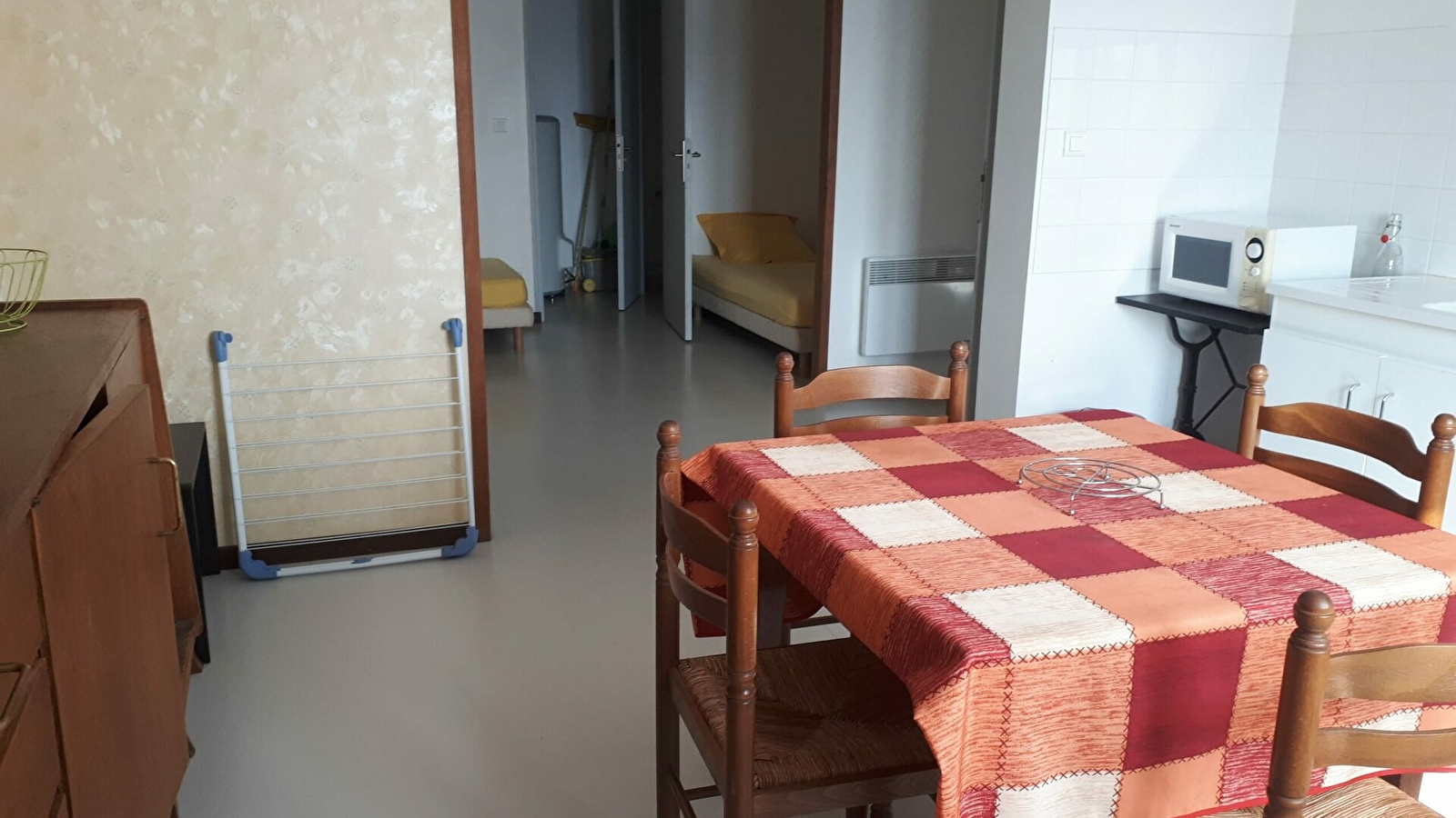 Studio 3
