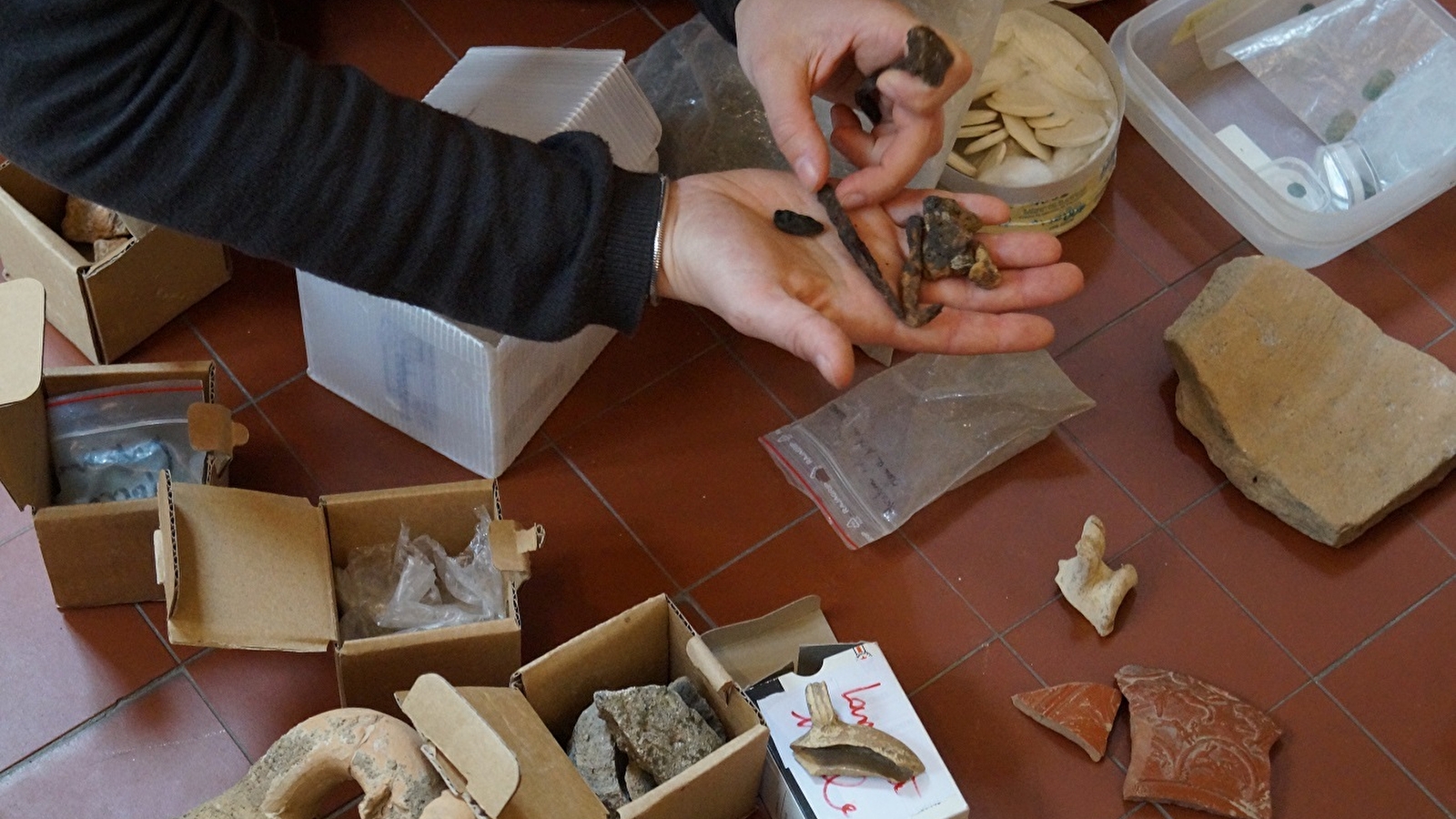 Les vacances de 6/12 ans - Balade dans une maquette de maison romaine