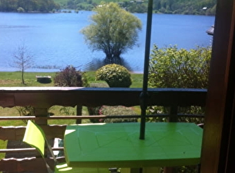 Chalet 'Les Reflets du Lac' - CHAUMARD