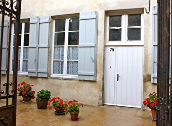 A Mi Pente - VEZELAY