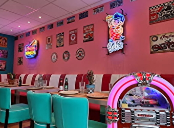 Old School Diner Restaurant - MILLAY