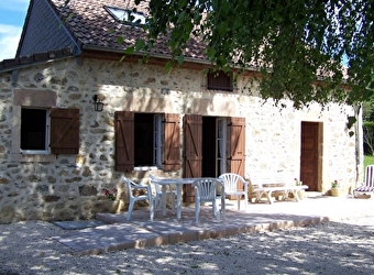 Champ des Clous - MILLAY