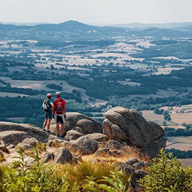 A VTT sur la GTMC, entre Cussy-en-Morvan et Bourbon-Lancy
