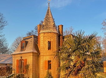 Château de Vaux - Maison de la Tour - ETANG-SUR-ARROUX