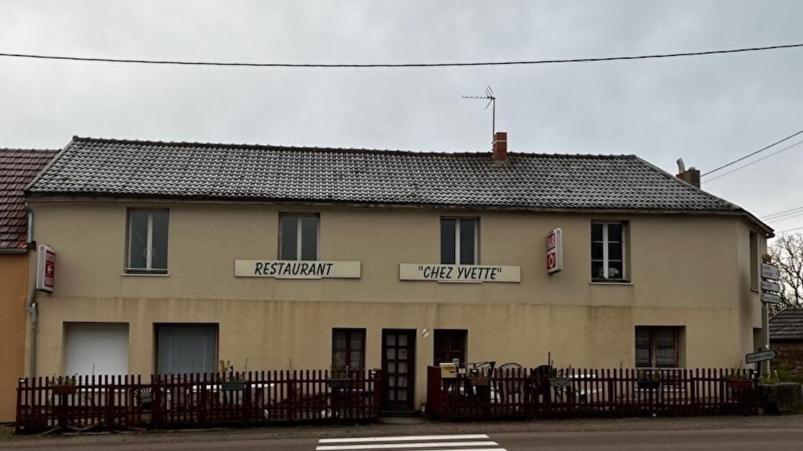 Chez Yvette