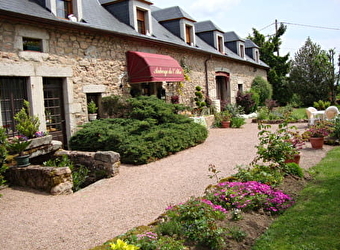 Auberge de l'Atre - QUARRE-LES-TOMBES