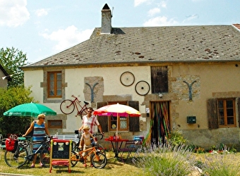 Chambres d'hôtes Hello Vélo - TINTURY