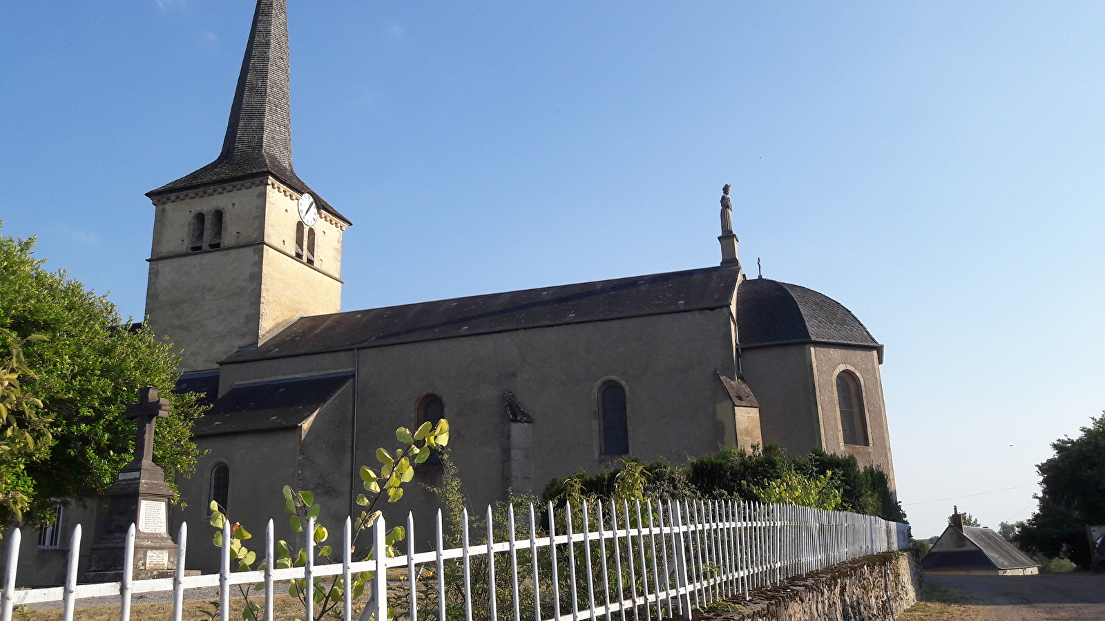 Eglise Saint-Pierre à Sermages